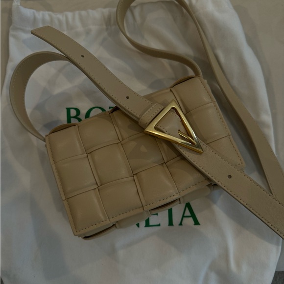 BOTTEGA VENETA small cassette padded bag - Picture 3 of 5